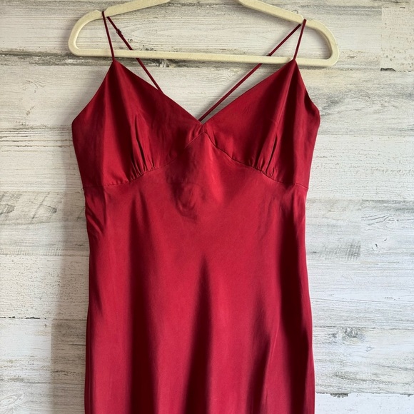 NWT Madewell The Layton Midi Slip Dress in Silk Minimalist Lightweight Red NO106 - Picture 4 of 14